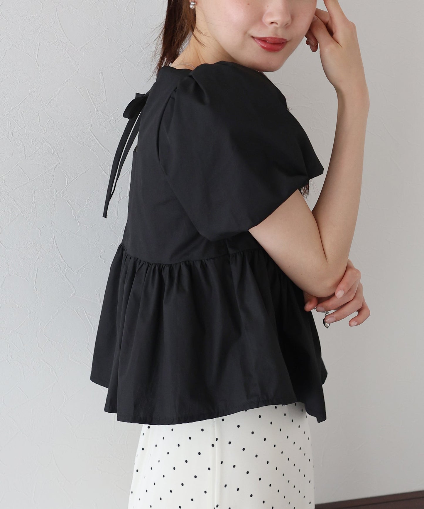 BLUE EAST Peplum Puff Sleeve Blouse