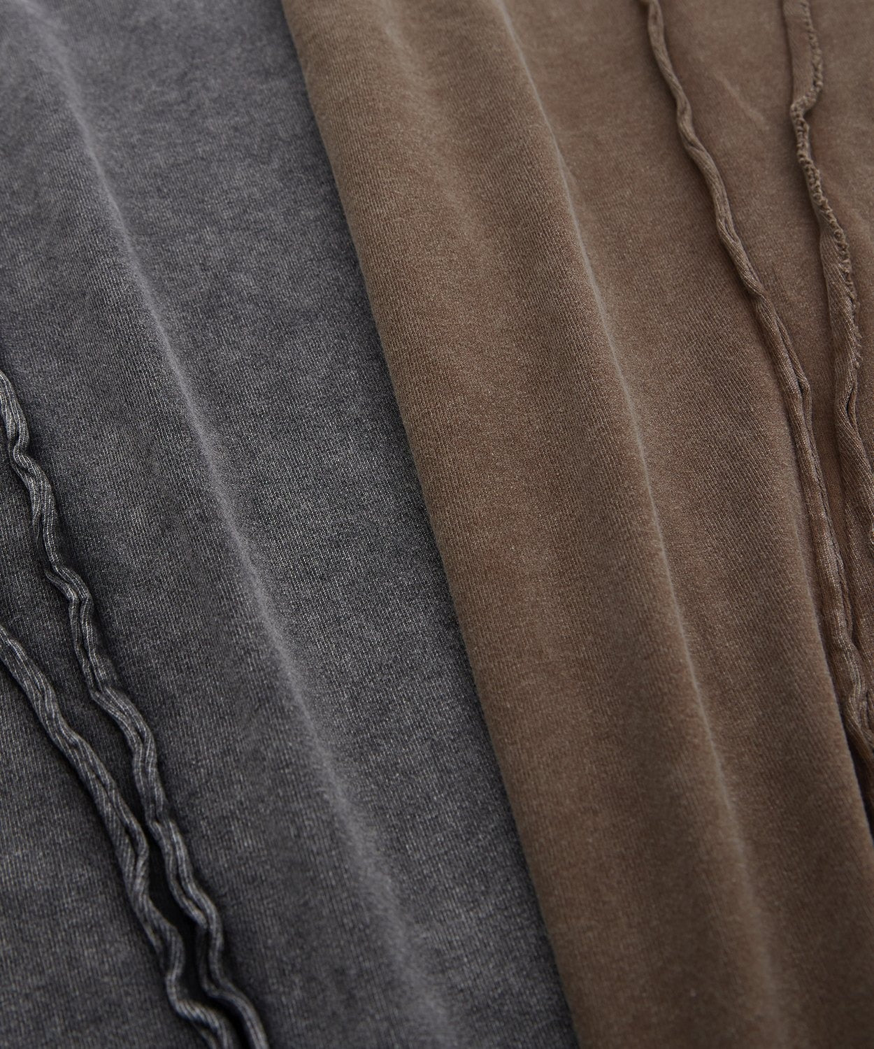 Oval Logo Short Sleeve Grunge T-shirt