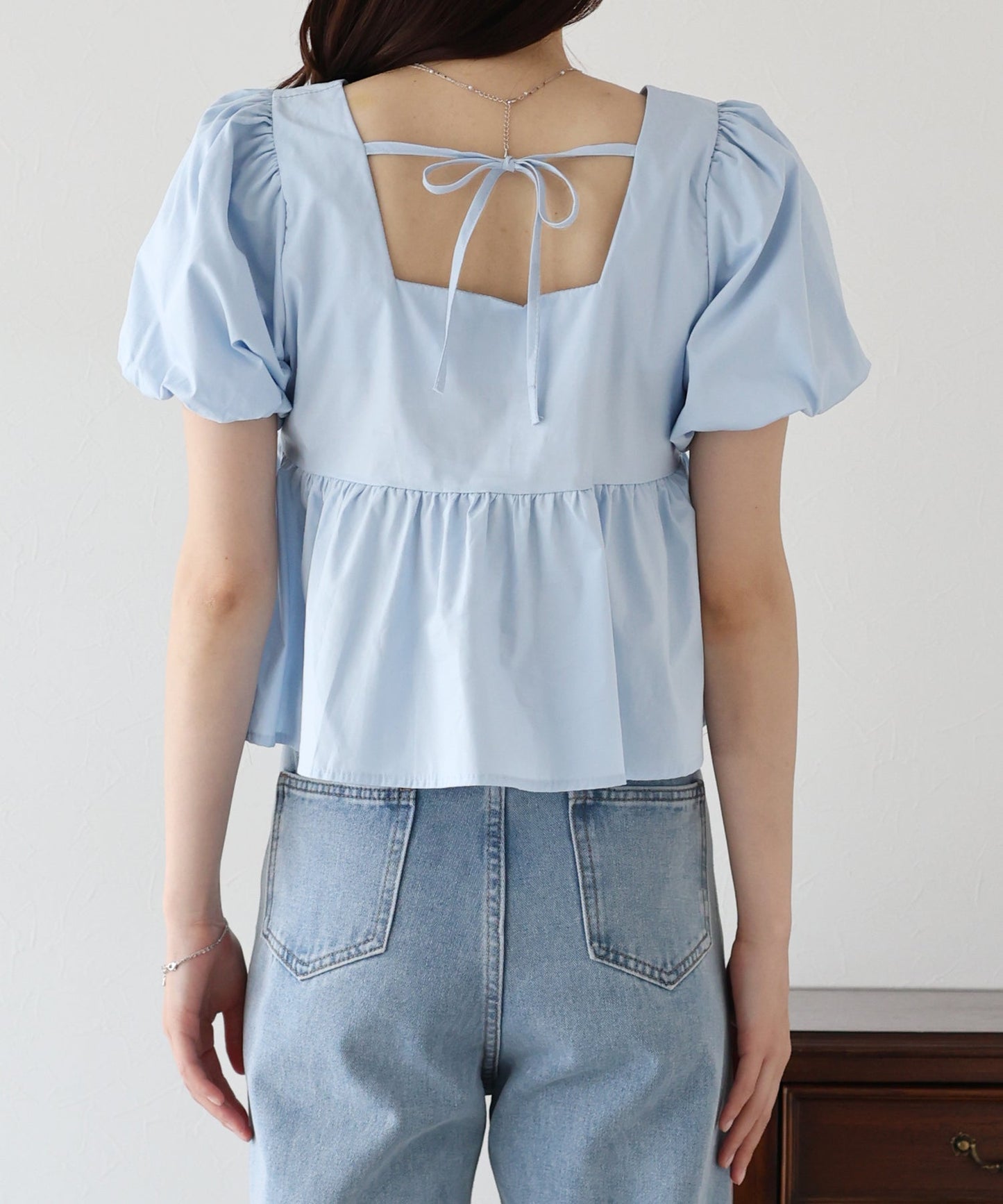 BLUE EAST Peplum Puff Sleeve Blouse