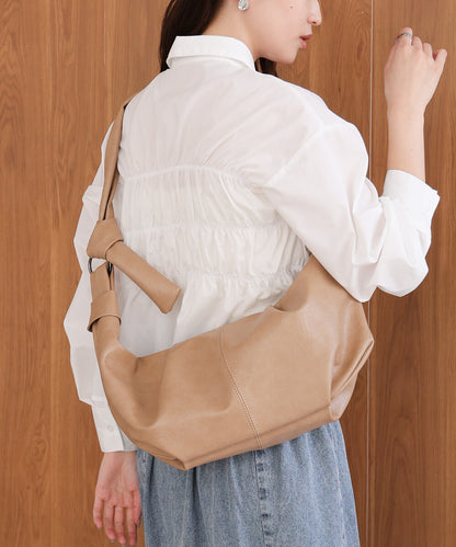 Shoulder Croissant Bag