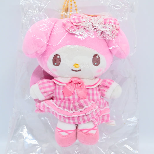 Munyugurumi x Sanrio plaid clothing plush charm