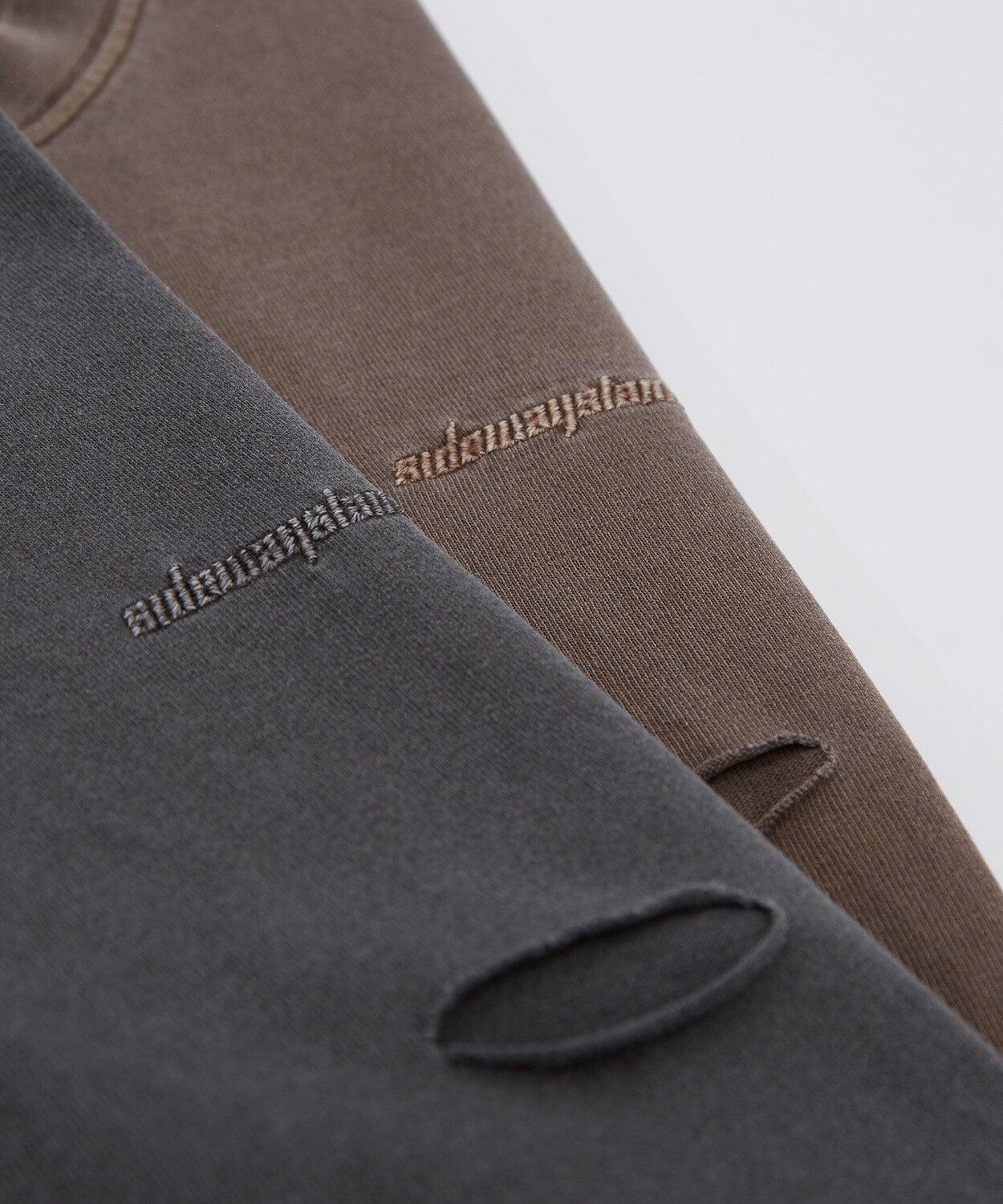 Feature Logo Short Sleeve Grunge T-shirt