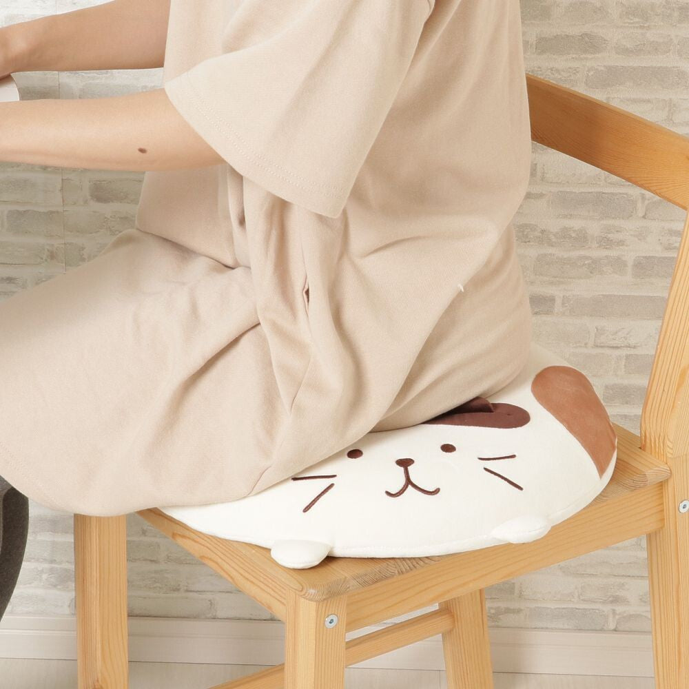 Fukufuku Nyanko Soft Round Seat Cushion
