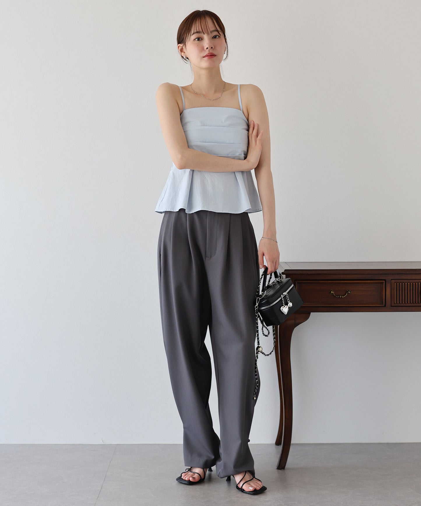 BLUE EAST Tuck Peplum Bustier