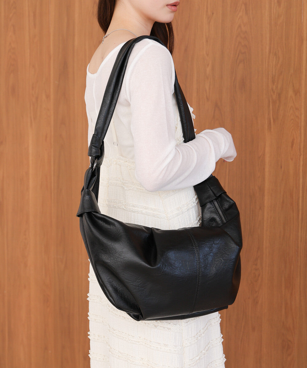 Shoulder Croissant Bag