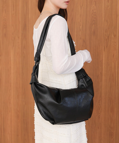 Shoulder Croissant Bag