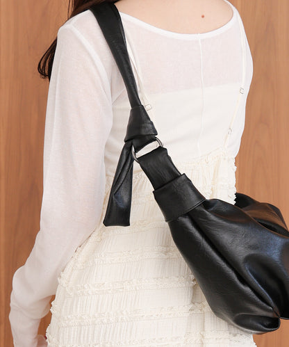 Shoulder Croissant Bag