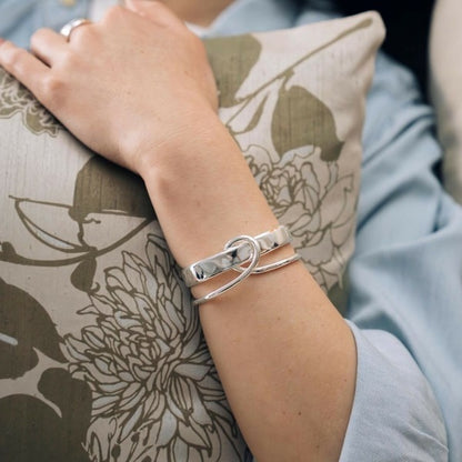 Parallel line Bangle