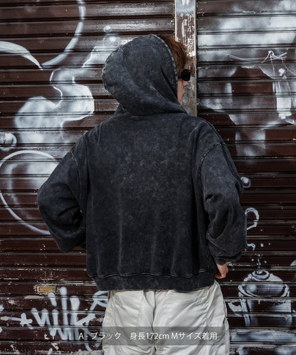 Embroidered Logo Short-Length Fleece Sweatshirt