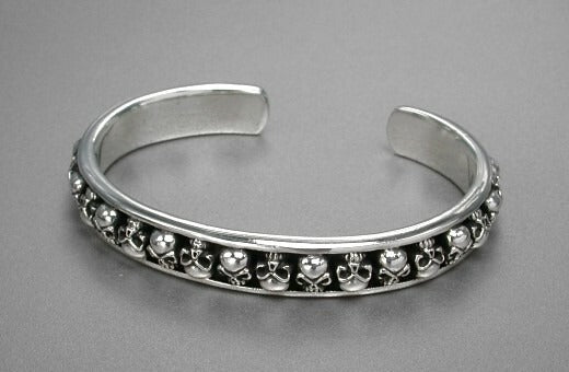 Skull Line Bracelet