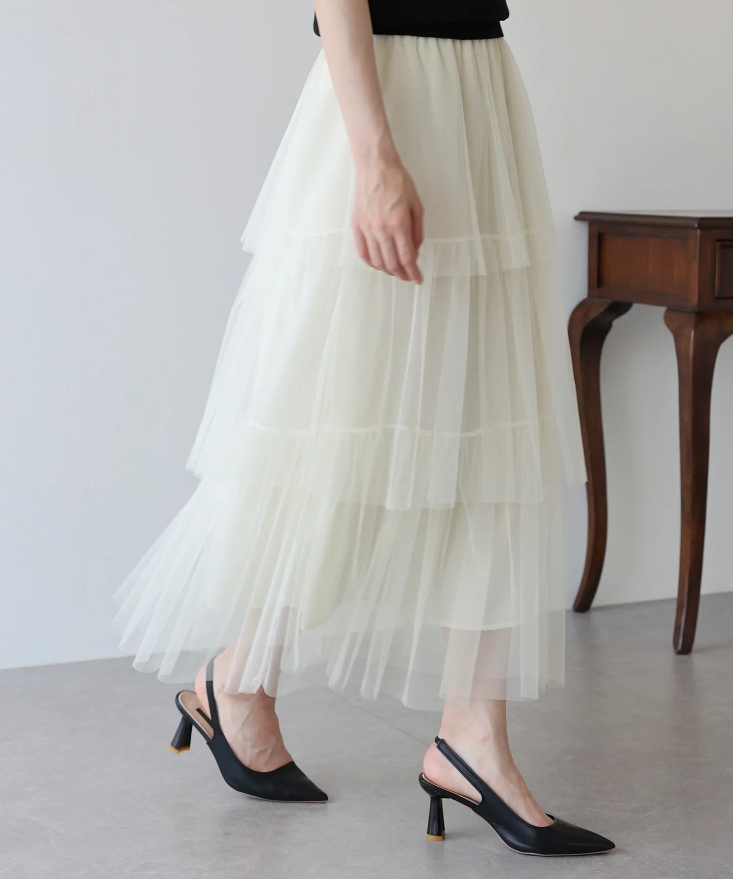 BLUE EAST Tulle Tiered Skirt