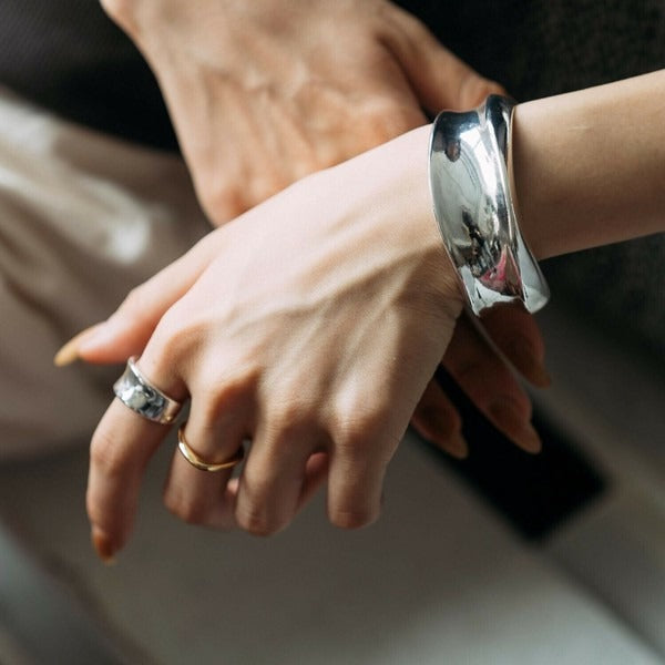 Smooth Light Bangle