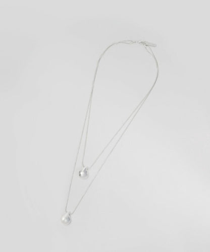 Smooth D Motif Necklace