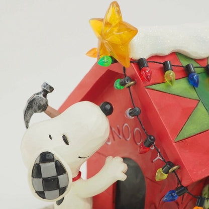 Snoopy & Woodstock Christmas Decorative Doghouse LED