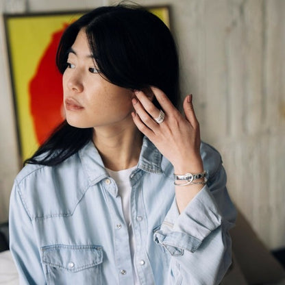 Parallel line Bangle