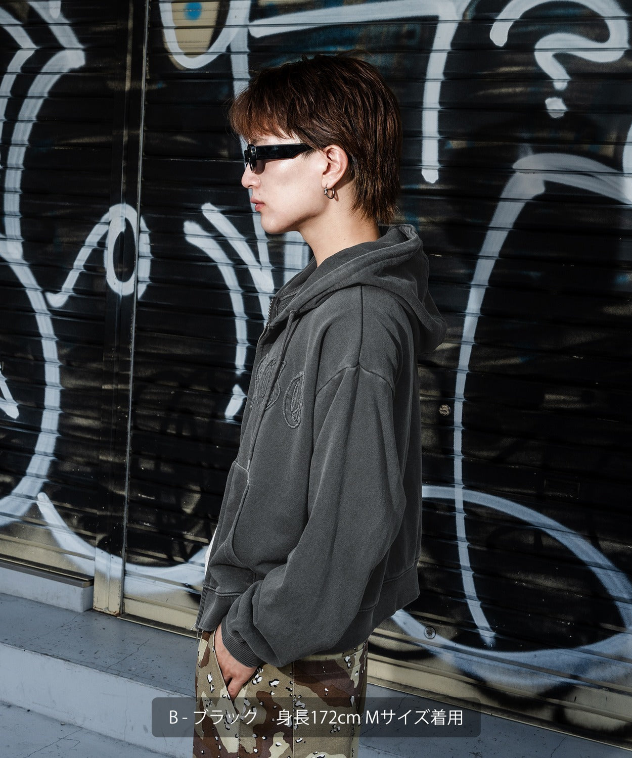 Vintage-Inspired Short-Length Fleece Sweatshirt with Zip-Up