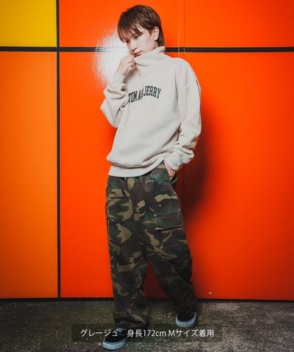 TOM T-100 High-Neck Big Sweatshirt with Back Print