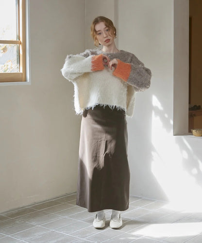 Bab Wave-Colored Short Knit Top