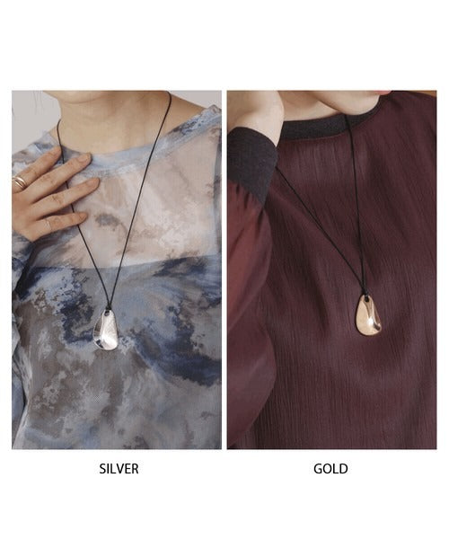 Big Metal Top Necklace