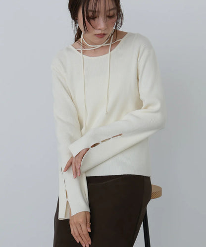 Bab Slit Knit Top