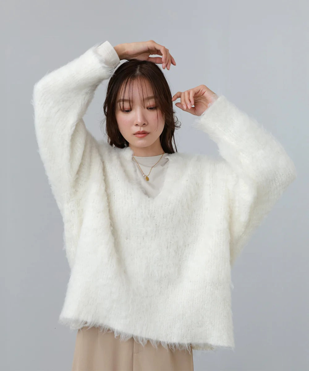 Bab Inner Set Keyhole Neck Scribble Knit Top