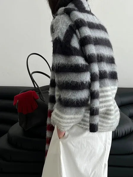 Multi-Border Shaggy Knit with Scarf