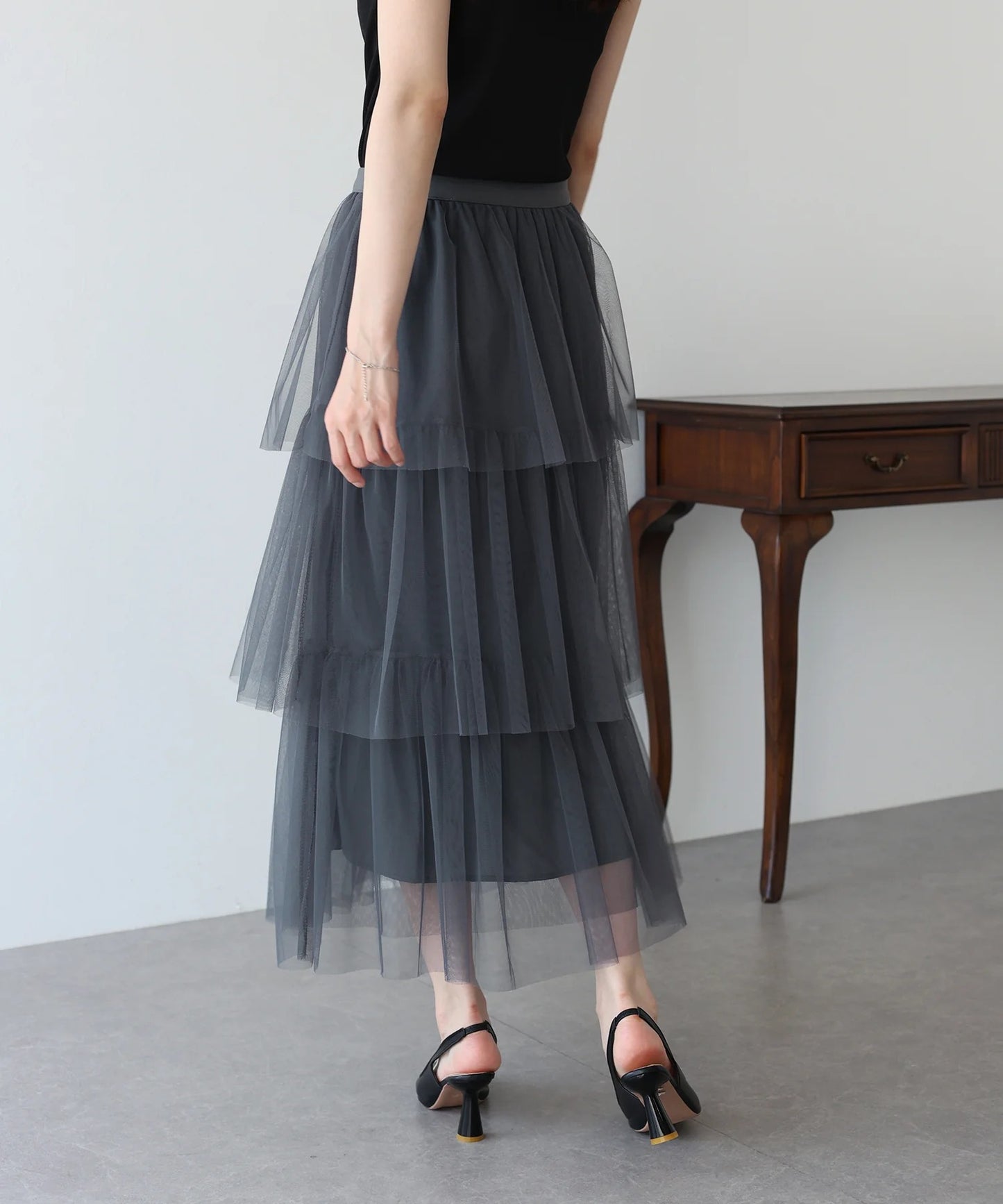 BLUE EAST Tulle Tiered Skirt